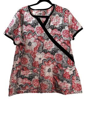 Med Couture Women’s 2XL Printed Floral Scrub Top